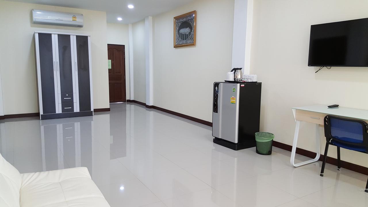 Charoensuk Grand Hotel Kabin Buri Dış mekan fotoğraf