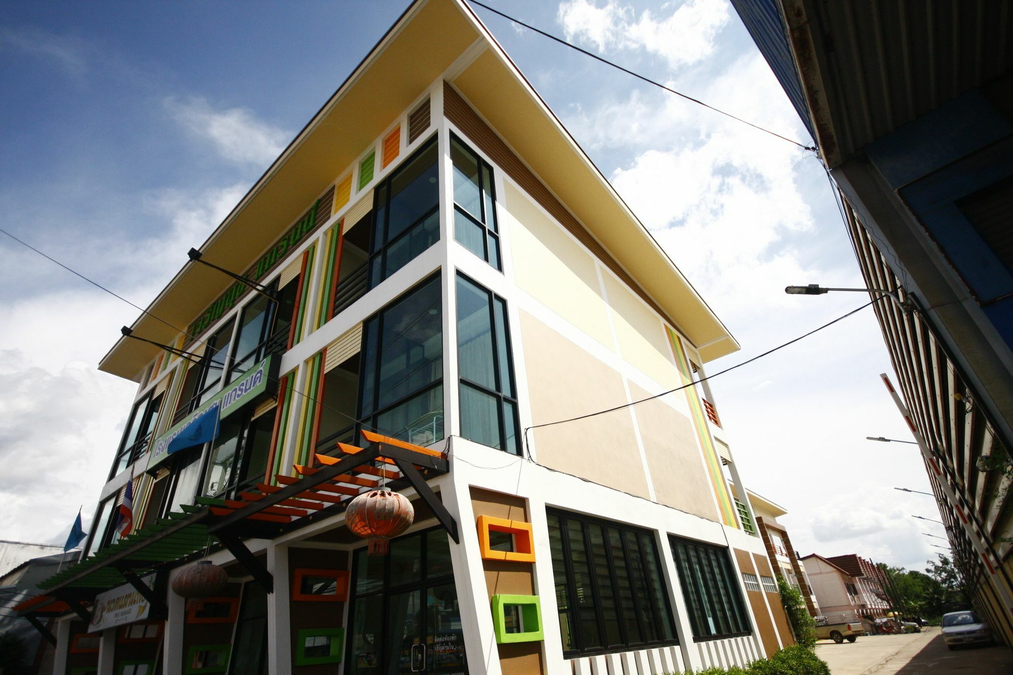Charoensuk Grand Hotel Kabin Buri Dış mekan fotoğraf